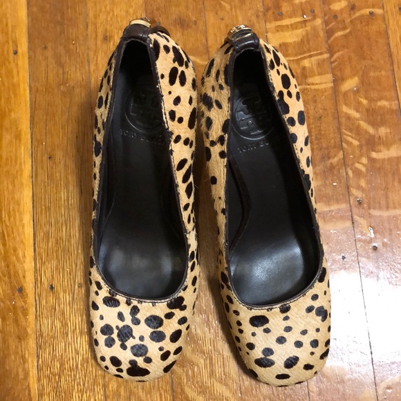 Tory Burch Animal Print Block Heels - Picture 2 of 7